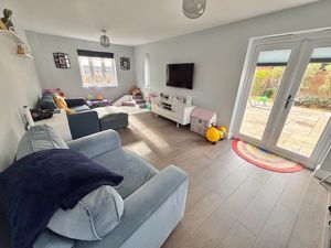 Lounge- click for photo gallery